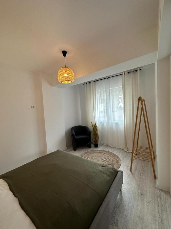 City Center Accommodation 111 Reșița Dış mekan fotoğraf